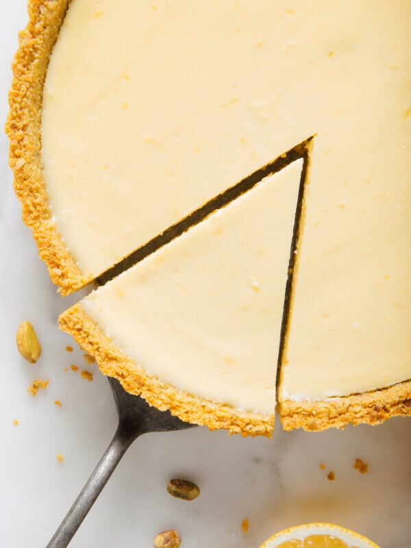 sliced cheesecake tart